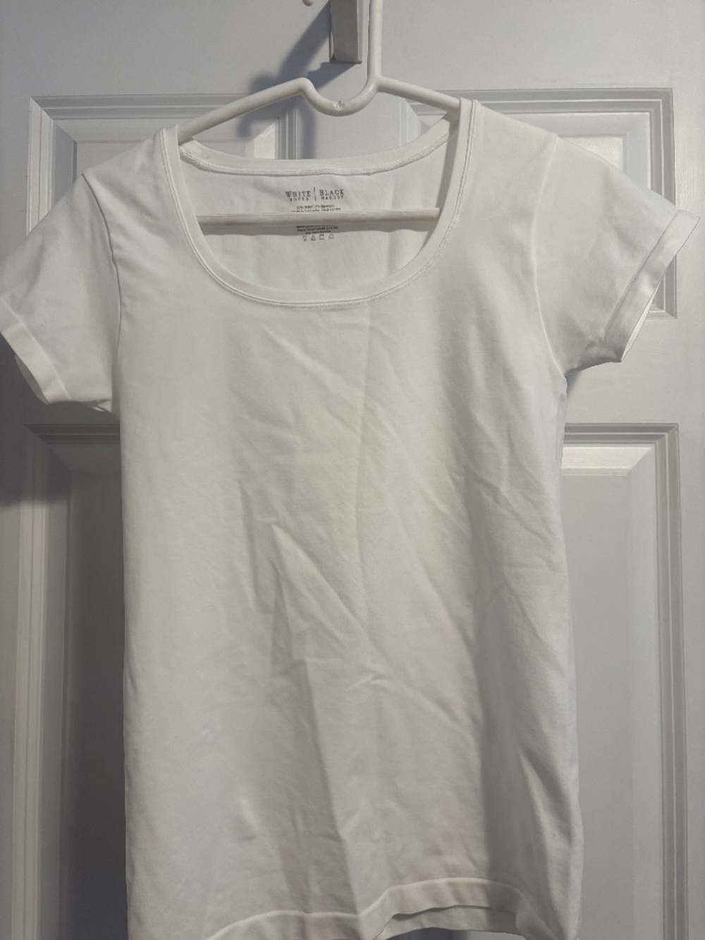 White House Black Market short sleeve tee